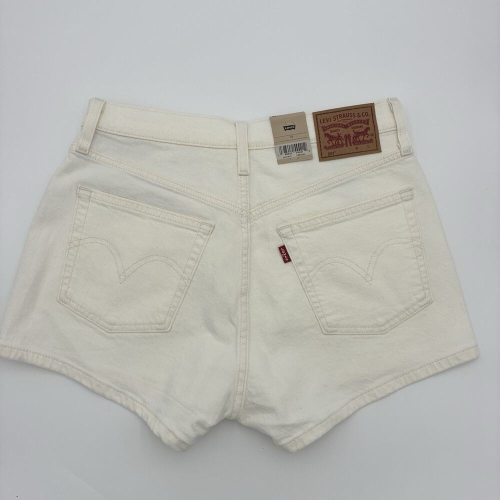 Levi’s 501 Women’s White Denim Shorts Button Fly Size 28 NWT Classic - Picture 2 of 12